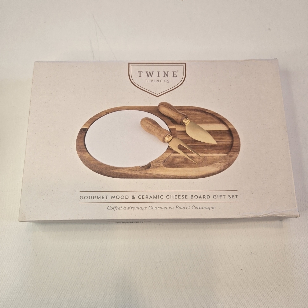 Twine Living Co. Gourmet Ceramic Cheeseboard and Utencils Gift Set‎ New